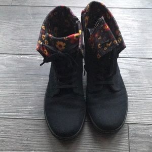 Doc martens girl boots